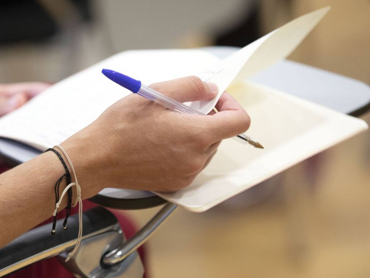 Cursos gratuitos de certificados de lengua gallega en escuelas de idiomas