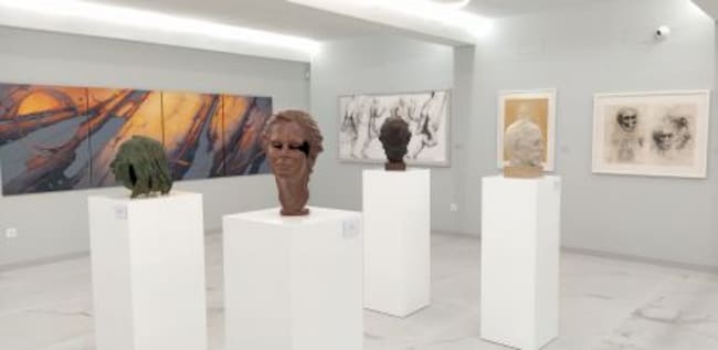 "Cabezas" de bronce.