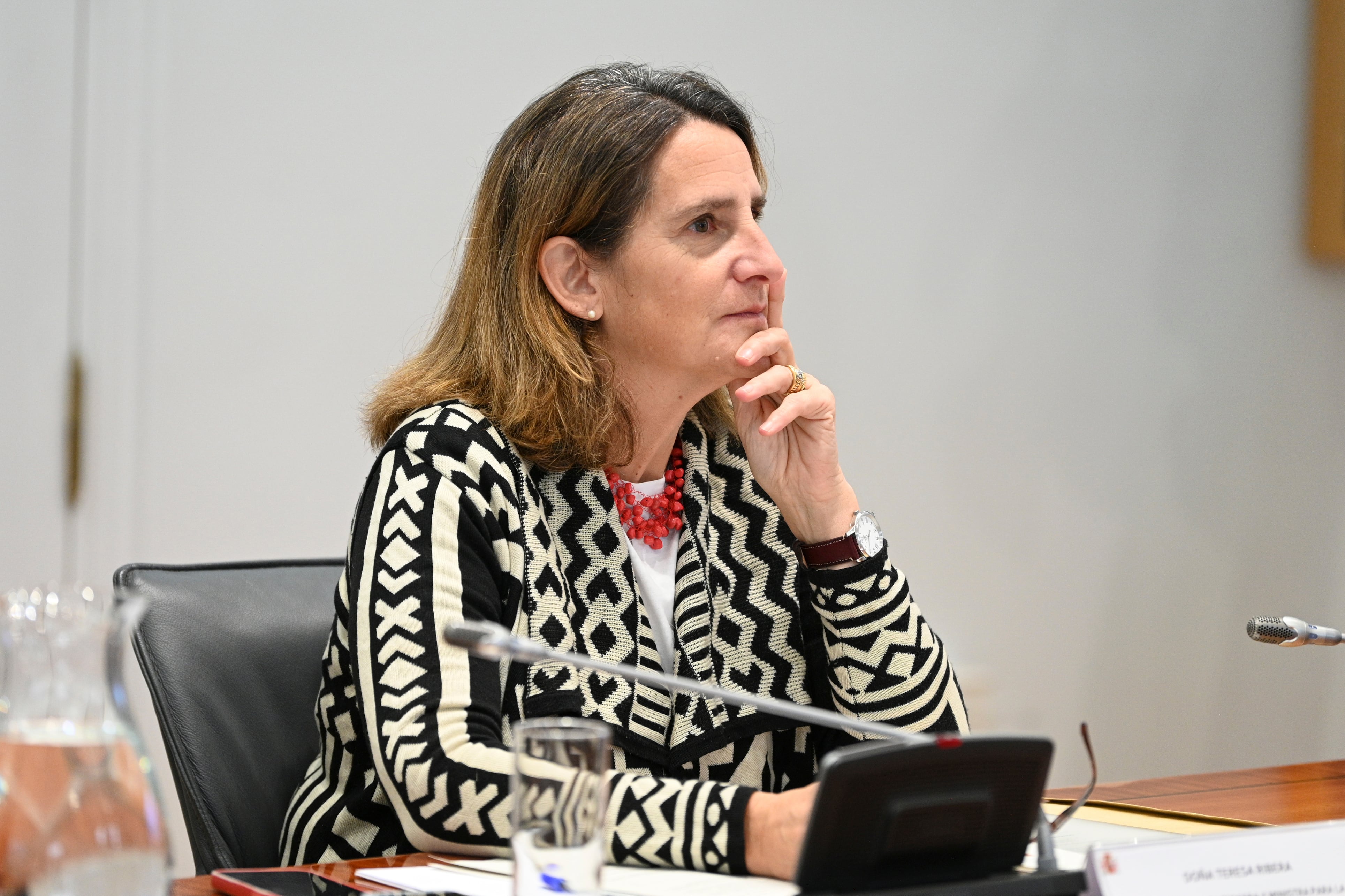 La vicepresidenta tercera y ministra para la Transición Ecológica y el Reto Demográfico, Teresa Ribera, durante la reunión del Comité de crisis para el seguimiento de los efectos de la DANA.