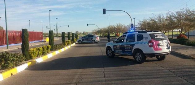 Imagen de archivo de uno de los controles de movilidad, efectuado por la Policía Local de Manzanares (Ciudad Real)