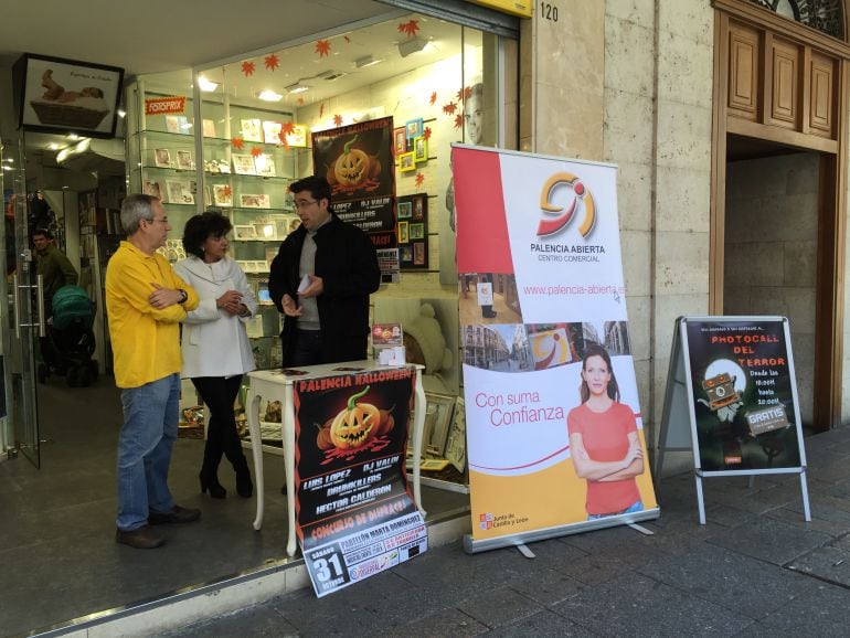 Foto de la presentación de la nueva campaña del Centro Comercial Palencia Abierta. 