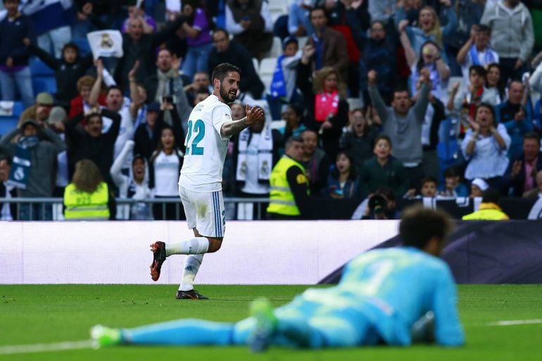 Isco celebra el 3-0 