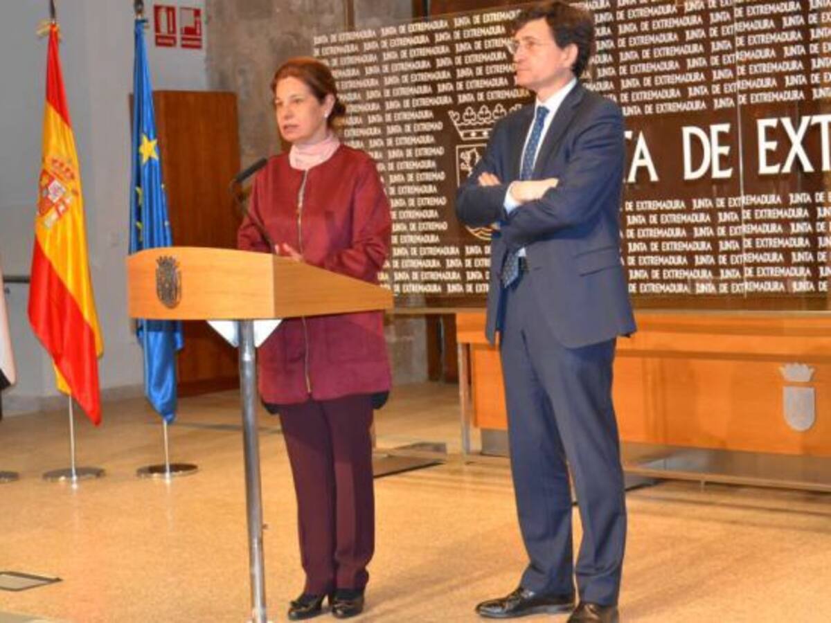 Junta invita a todos los grupos a hacer aportaciones debate monográfico día 1