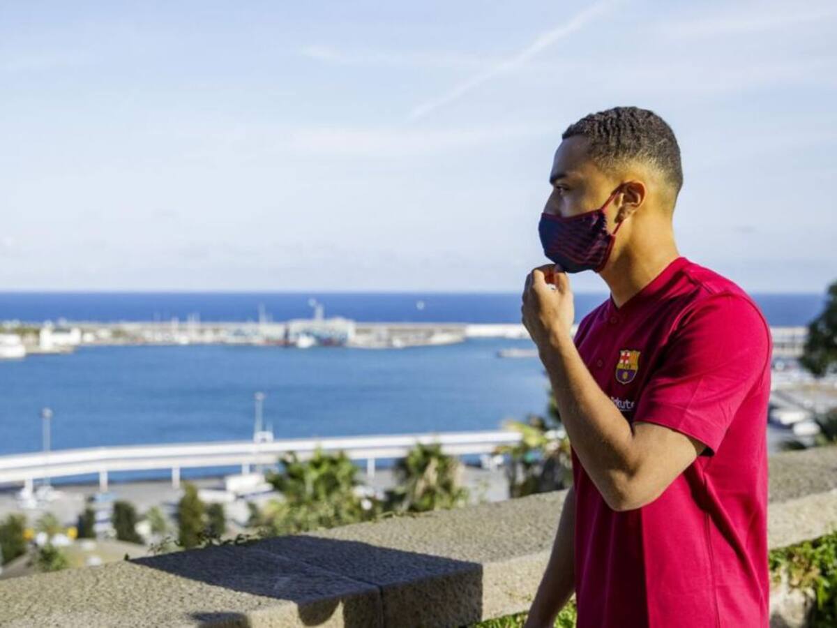 La viral respuesta de Sergiño Dest hace un año cuando fue preguntado si prefería el Barcelona o el Real Madrid