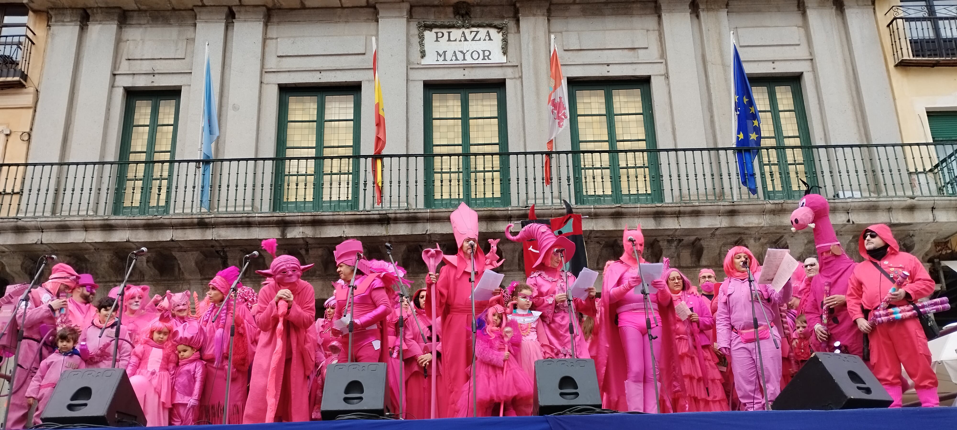 Pregón de carnaval a cargo de la comparsa Vacceos