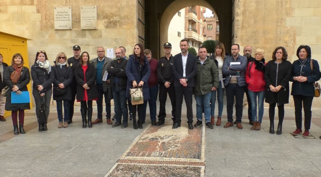 Minuto de silencio realizado por la corporación municipal