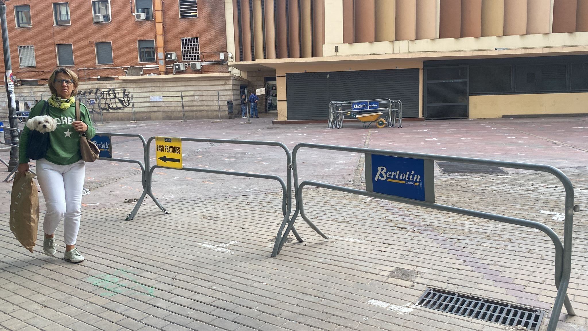 Obras en la plaza Barón de Cortes de València