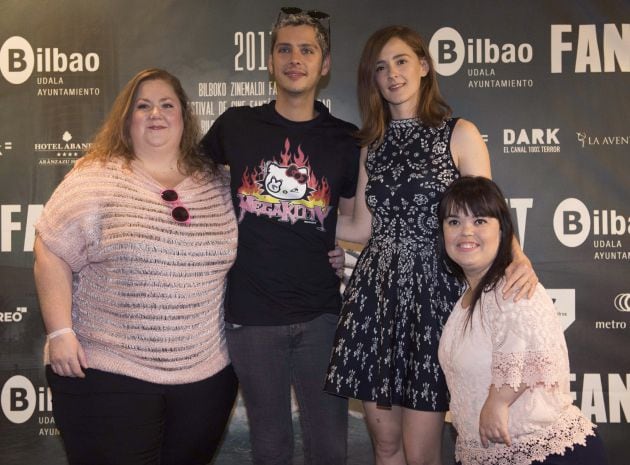 El director español Eduardo Casanova presenta junto a las actrices Itziar Castro (i), Ana Polvorosa (2i) y Ana María Ayala (d) la película &#039;Pieles&#039;