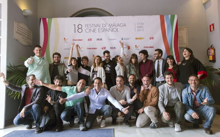 GRA005. MÁLAGA, 25/04/2015.- Foto de familia de los premiados de la sección oficial a concurso del Festival de Cine Español de Málaga donde la película &quot;A cambio de nada&quot;, dirigida por Daniel Guzman, ha sido la ganadora de la Biznaga de Oro al mejor largo