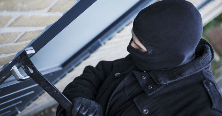 Robos en tres fincas de Viñalta, en Palencia