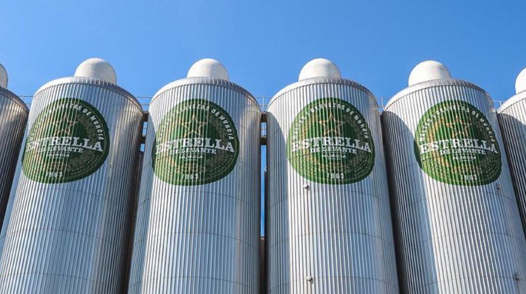 Imagen de la fábrica de Estrella Levante