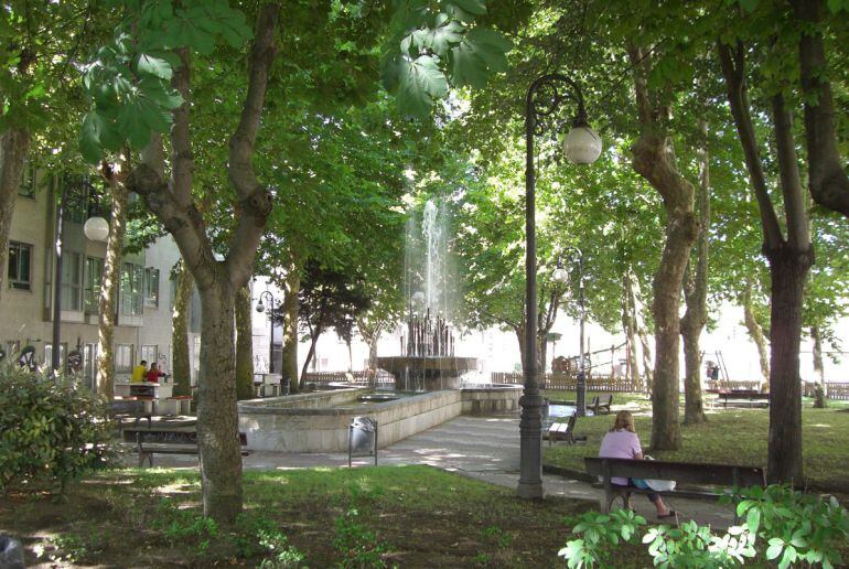 Vista xeral da alameda do barrio de A Ponte.