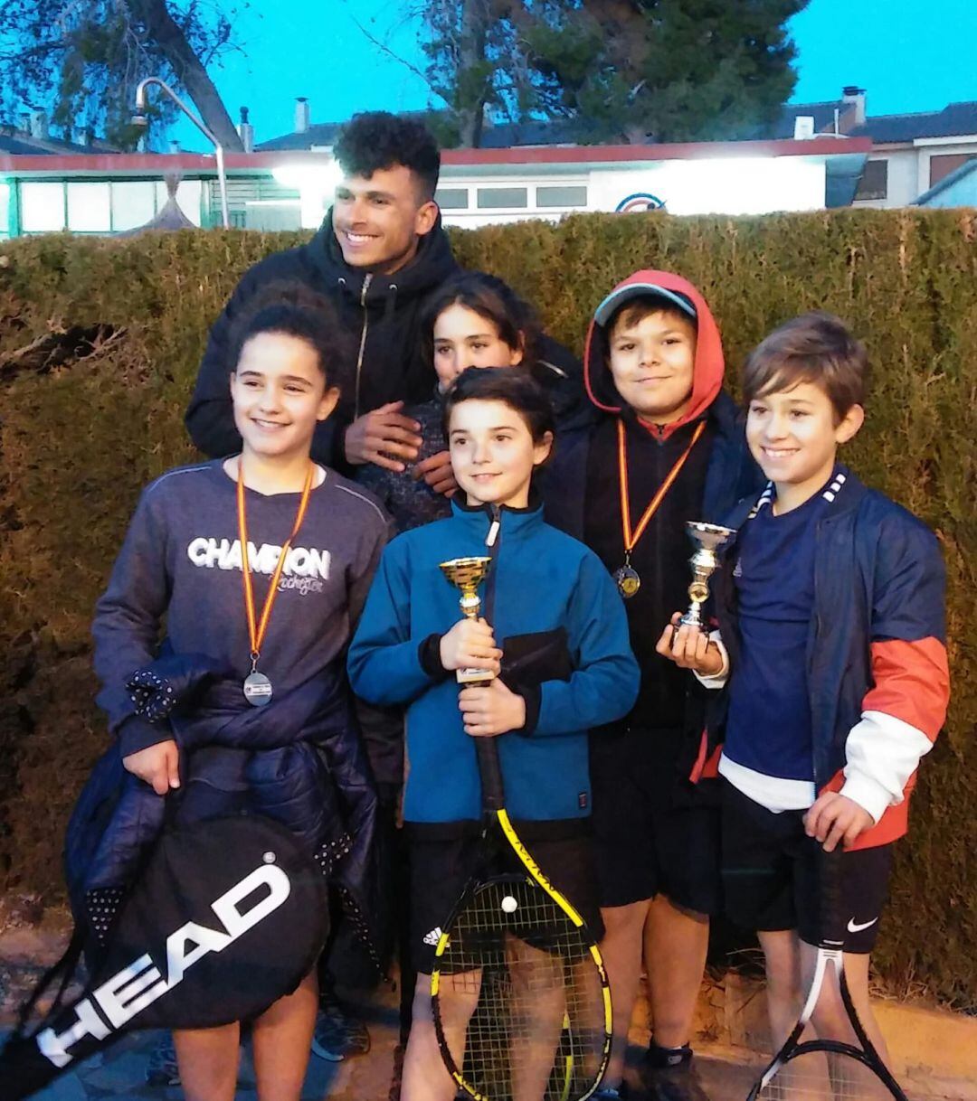 Jóvenes jugadores del Club de Campo de Elda