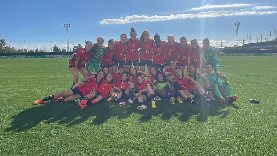 La segoviana Cristina Redondo brilla con la selección española de fútbol sub-17