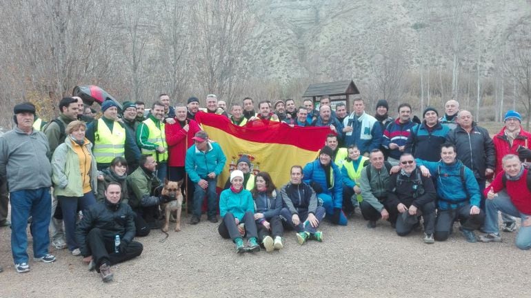 Participantes en la andada durante una pausa del recorrido