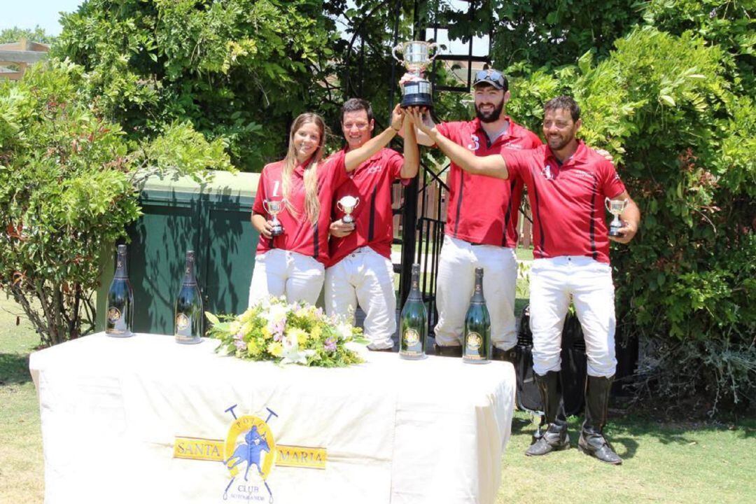 Entrega de trofeos.