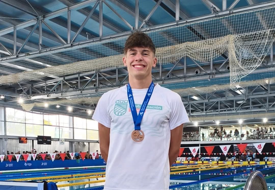 Pablo Candela, tercero de España en 400 estilos