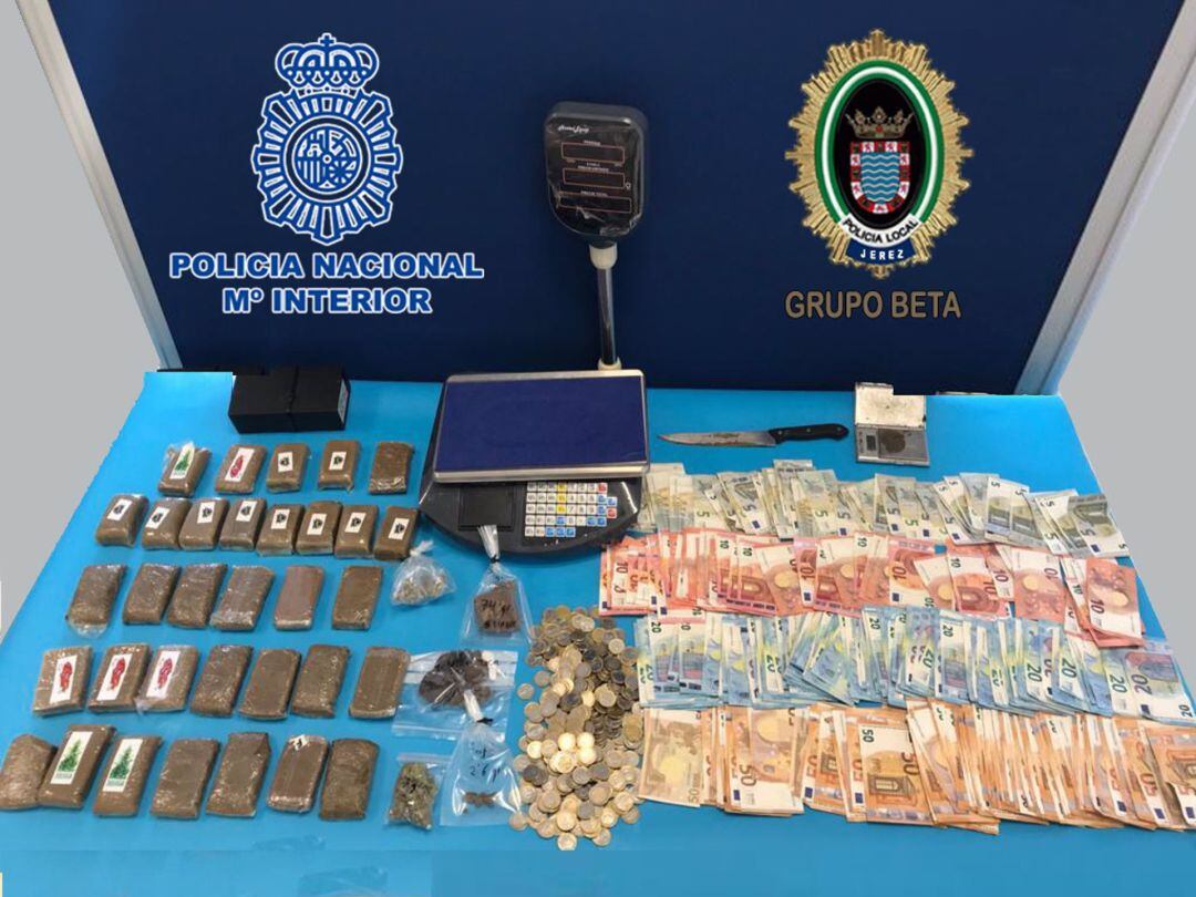 Desmantelado en Jerez un punto de venta de droga