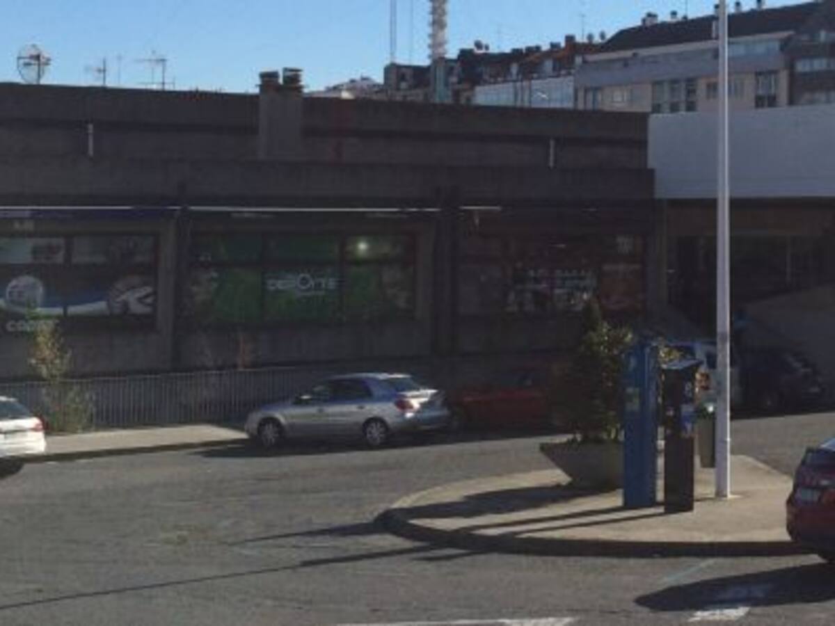 Xunta y Concello concretarán la próxima semana los buses que llegarán al centro