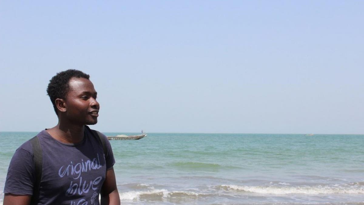 La entrevista | "Los Centro de internamiento de extranjeros son un infierno, una cárcel"