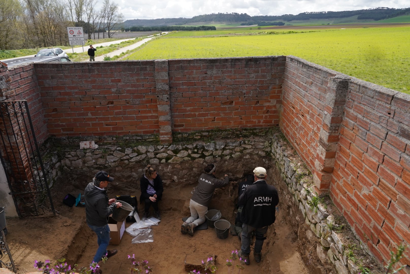 Terminan los trabajos de exhumaci�n de Pedro de la Calle en Mojados