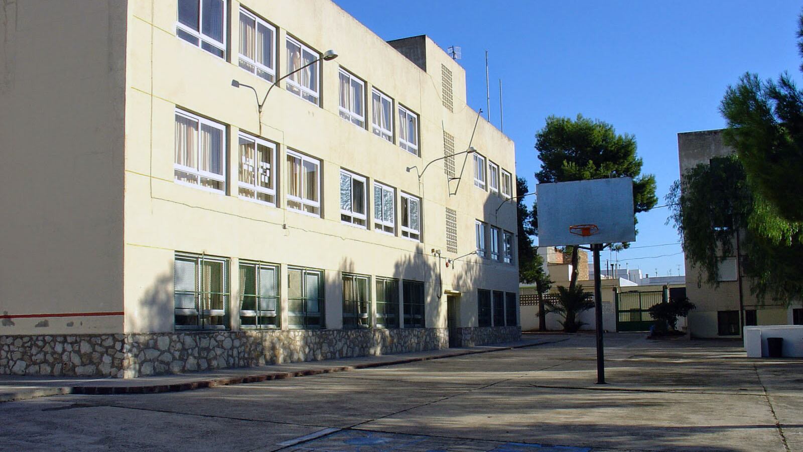 CEIP Sant Miquel de Tavernes de la Valldigna.