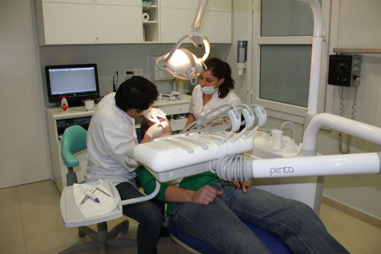 Cínica Dental Solidària de Girona