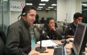 Herbin Hoyos, en los estudios de Caracol Radio