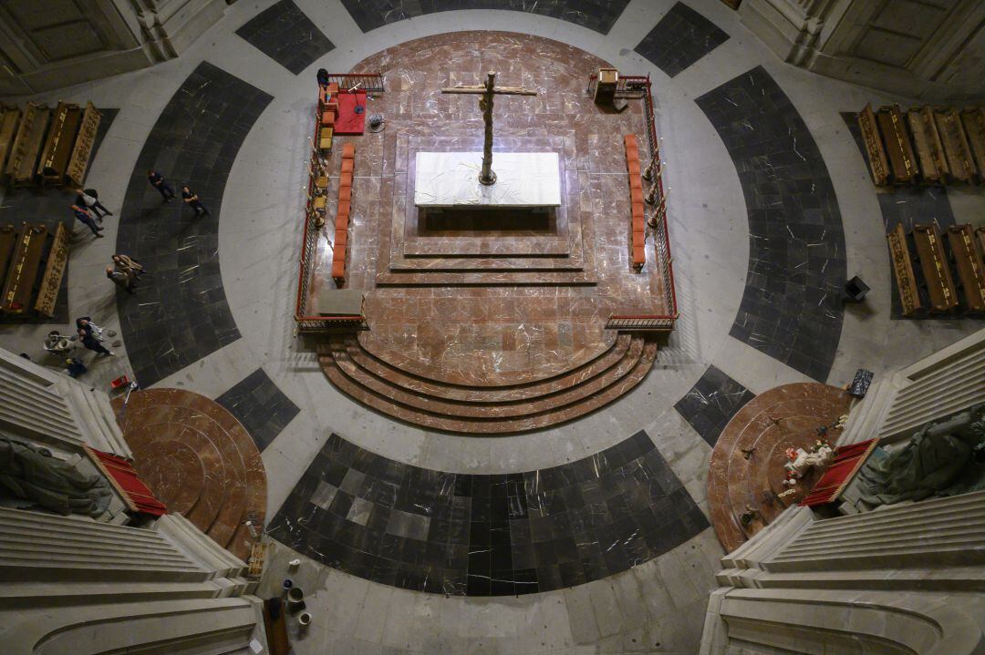 Así ha quedado la basílica tras la exhumación de Franco