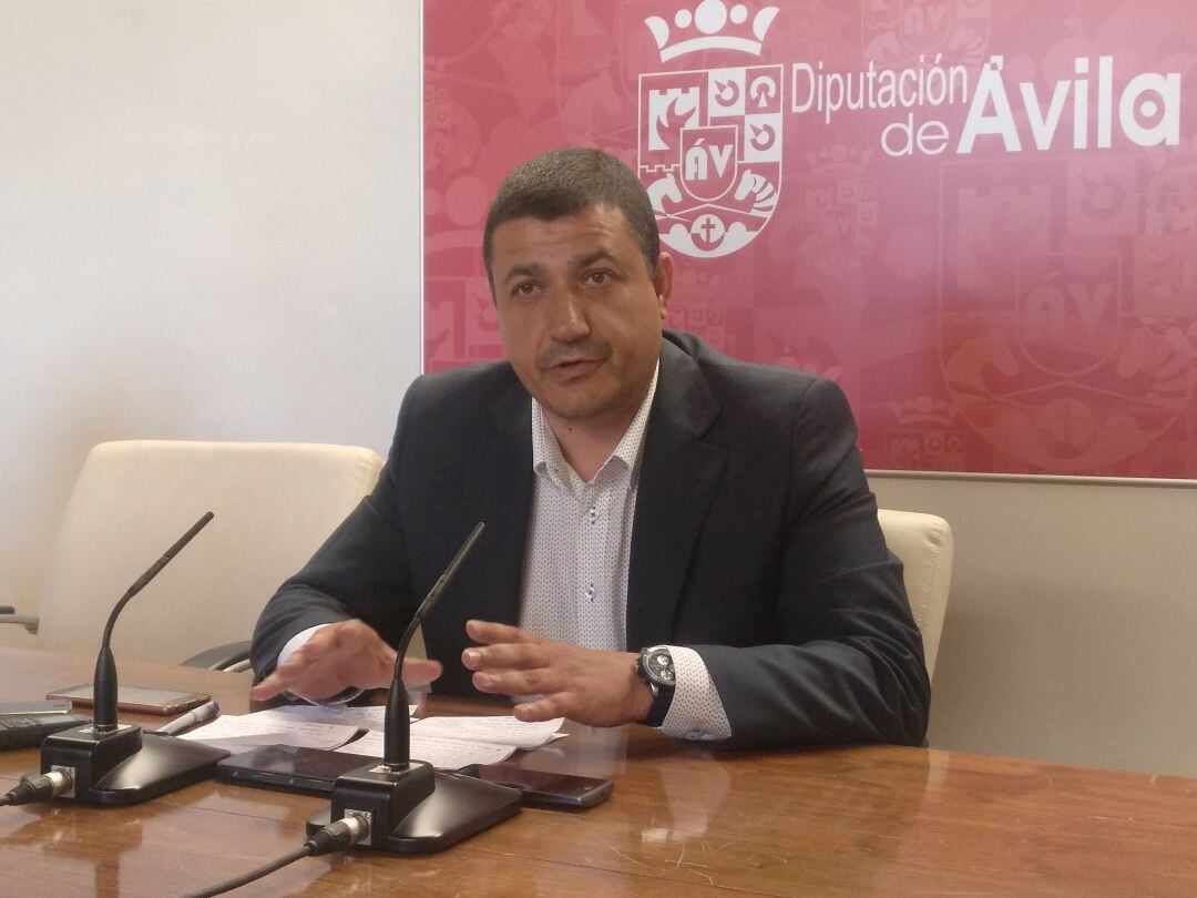 Carlos García es presidente en funciones de la Diputación Provincial