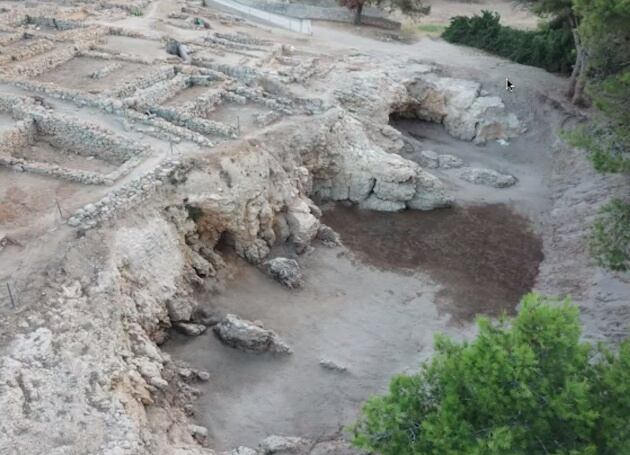 Excavacions al port natural d'Empúries