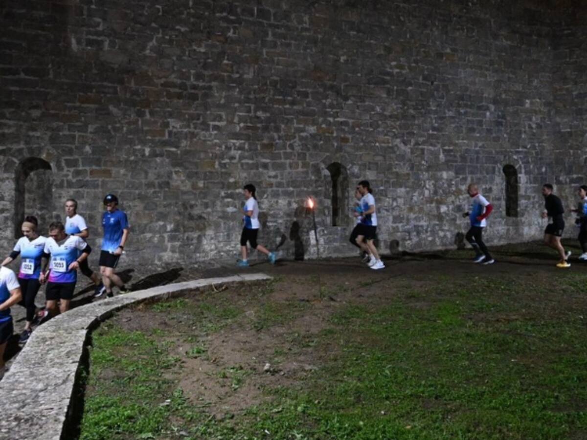 Éxito de la novena edición de la carrera de Las Murallas en Pamplona