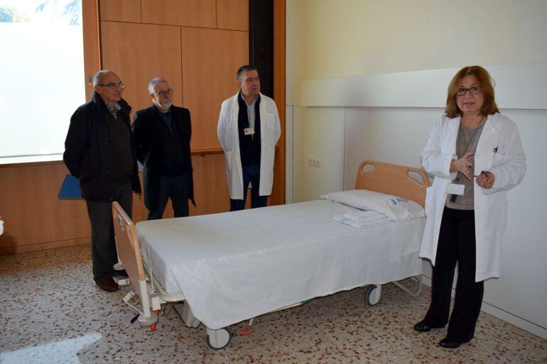 Els responsables de l&#039;IAS i de la Unitat Psiquàtria Infantojuvenil a les noves instal·lacions