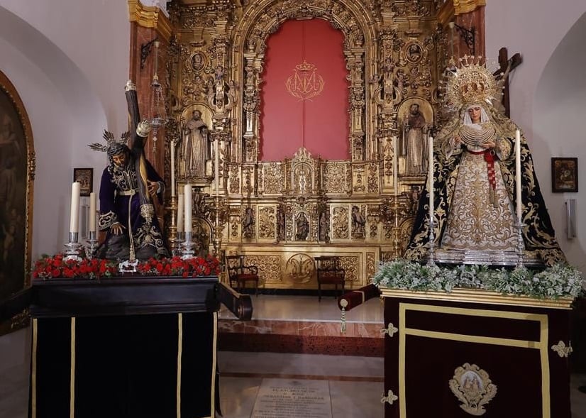 El Cristo de las Tres Caídas y la Esperanza de Triana, dispuestos en sus andas de traslado