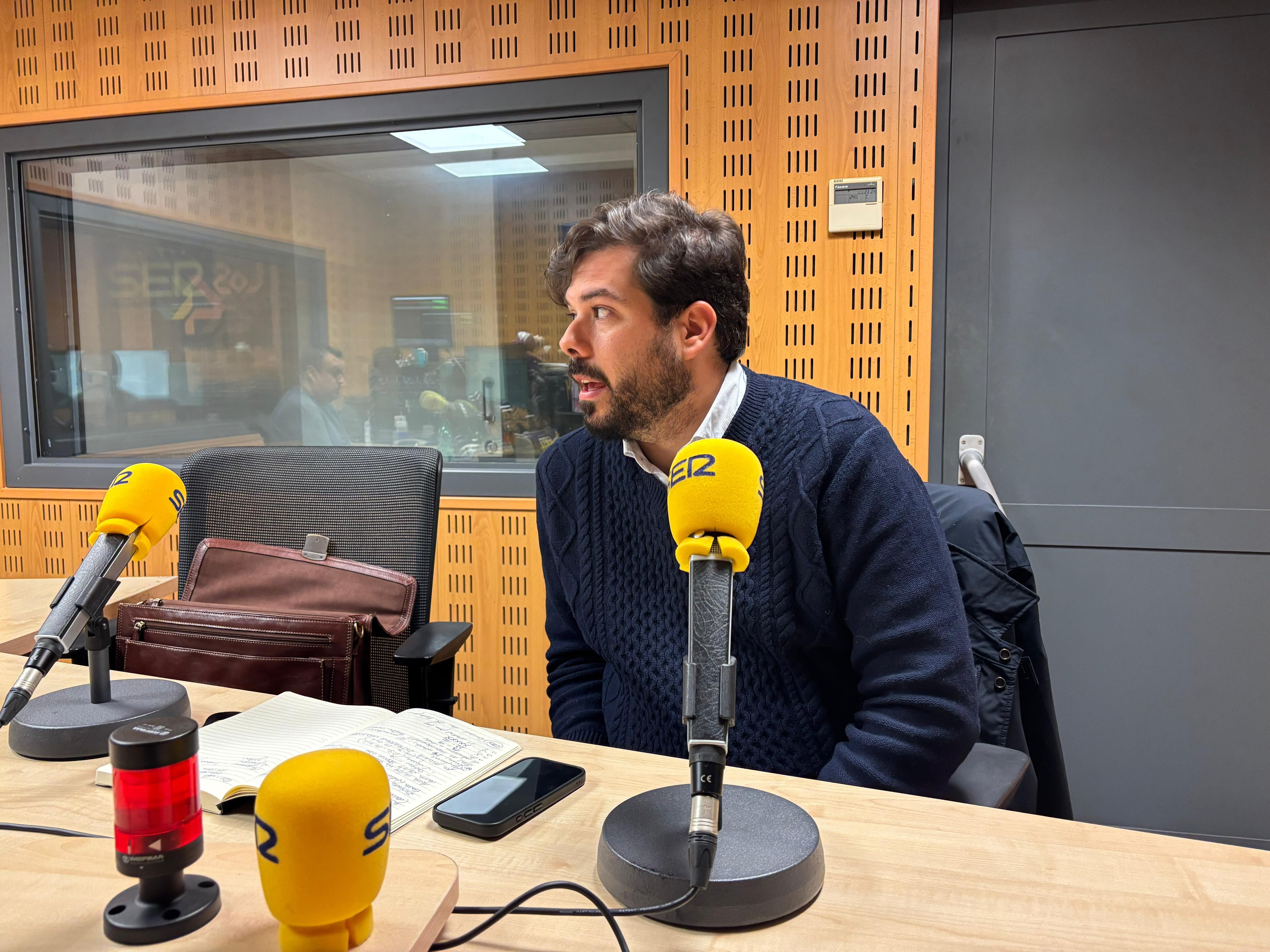 Eduardo Santiago, subdelegado del Gobierno en Palencia, en los estudios de la SER