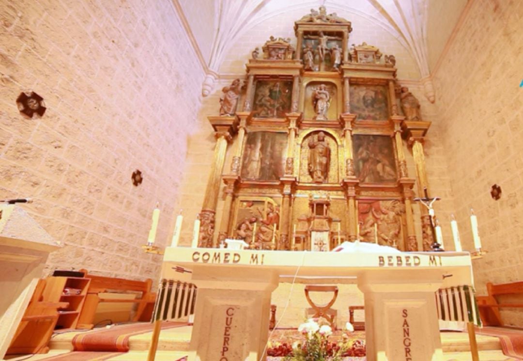 Interior de la iglesia de San Nicolás de Bari