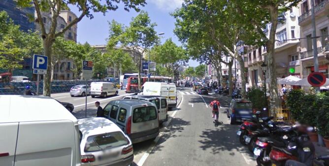 Zona blava al Passeig de Gràcia de Barcelona