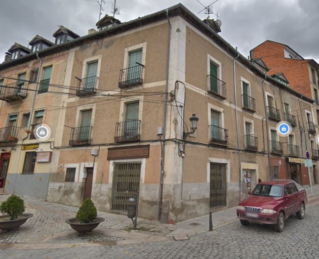 Aspecto que presentaba el antiguo edificio en el centro de La Granja de San Ildefonso