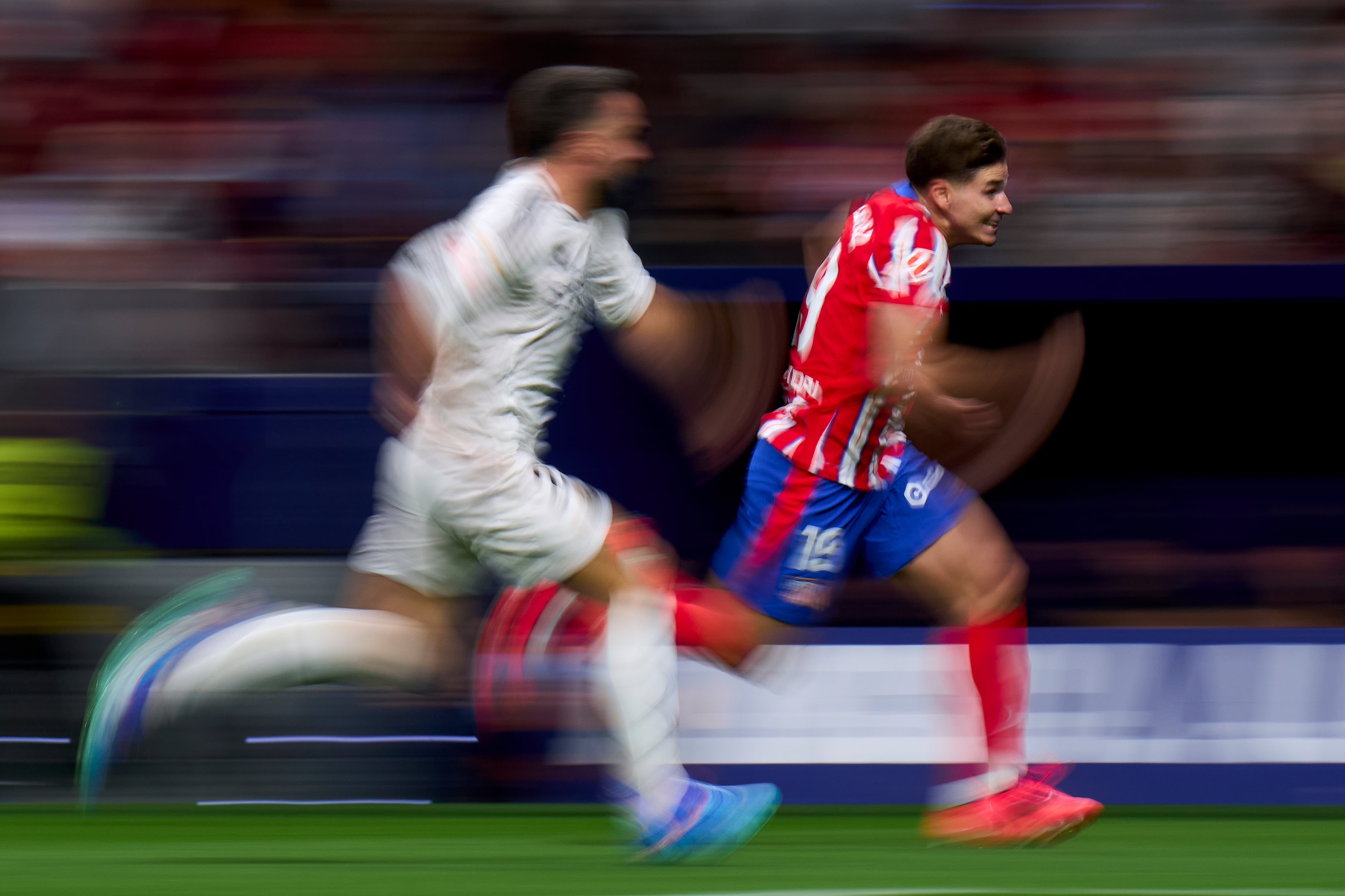 Julián Álvarez, durante el Atlético de Madrid-Real Madrid de la primera vuelta de LaLiga