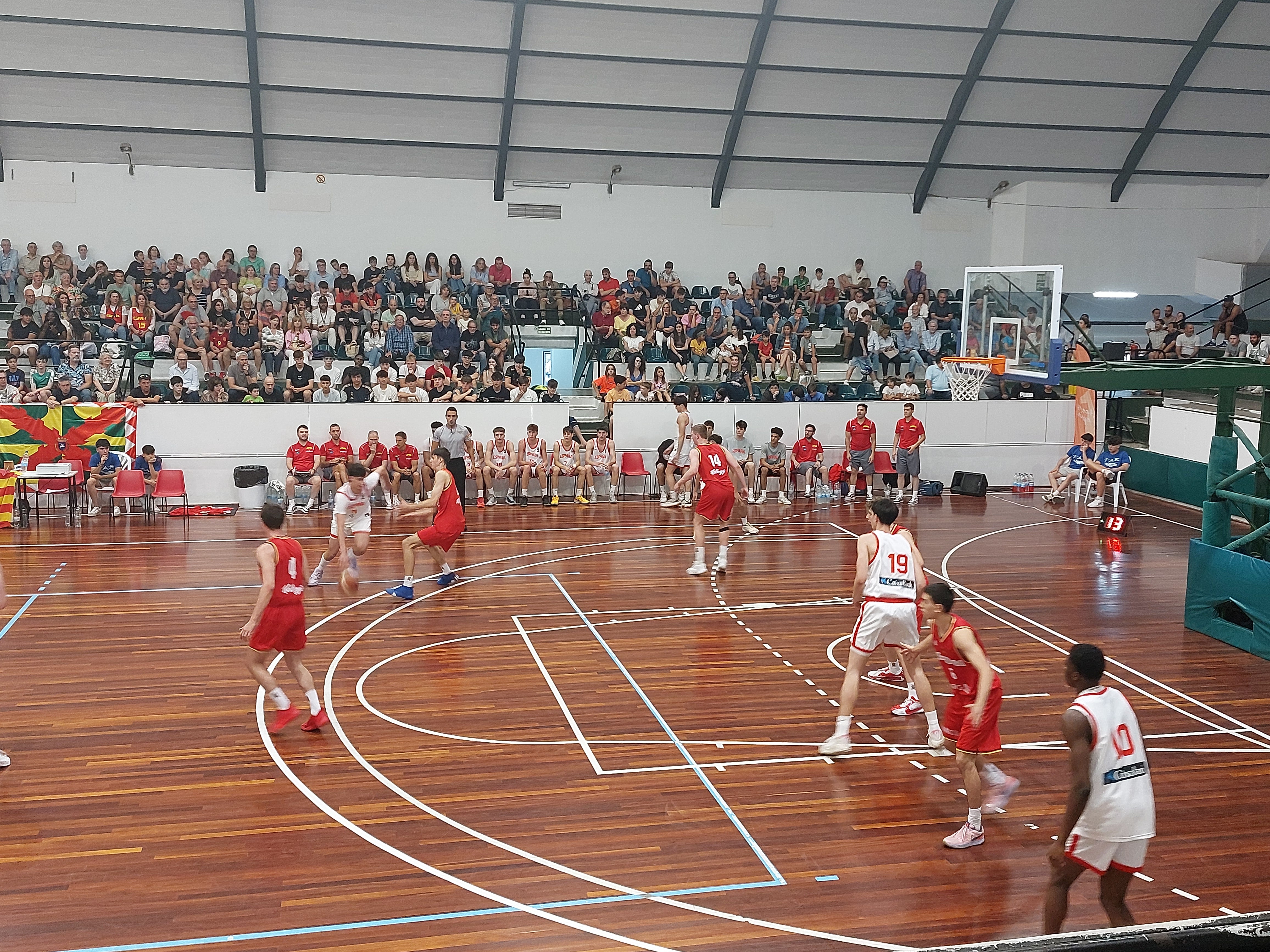 España U17 se imponía a Alemania en Huesca en el Pabellón del Parque