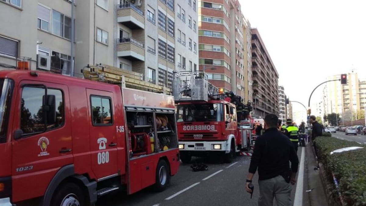 Dos heridos en una explosión de gas en Zaragoza