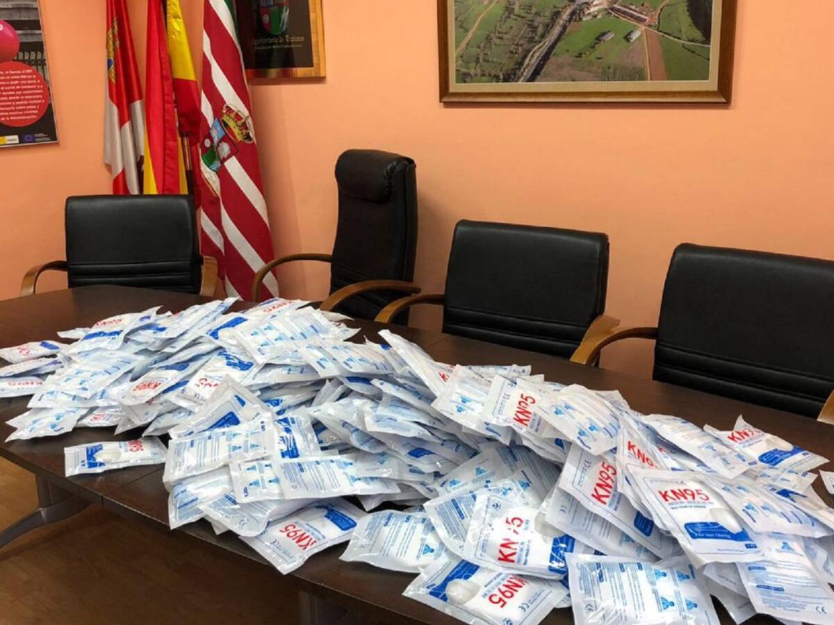 Reparto de 4.600 mascarillas en Aliste