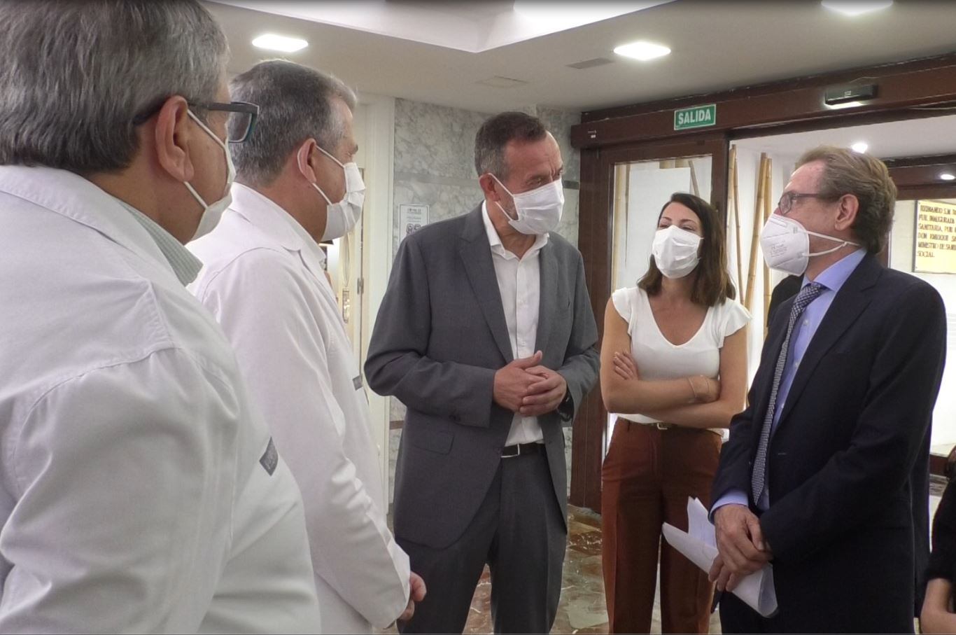 Imagen de la visita del conseller de Sanitat al Hospital General de Elche