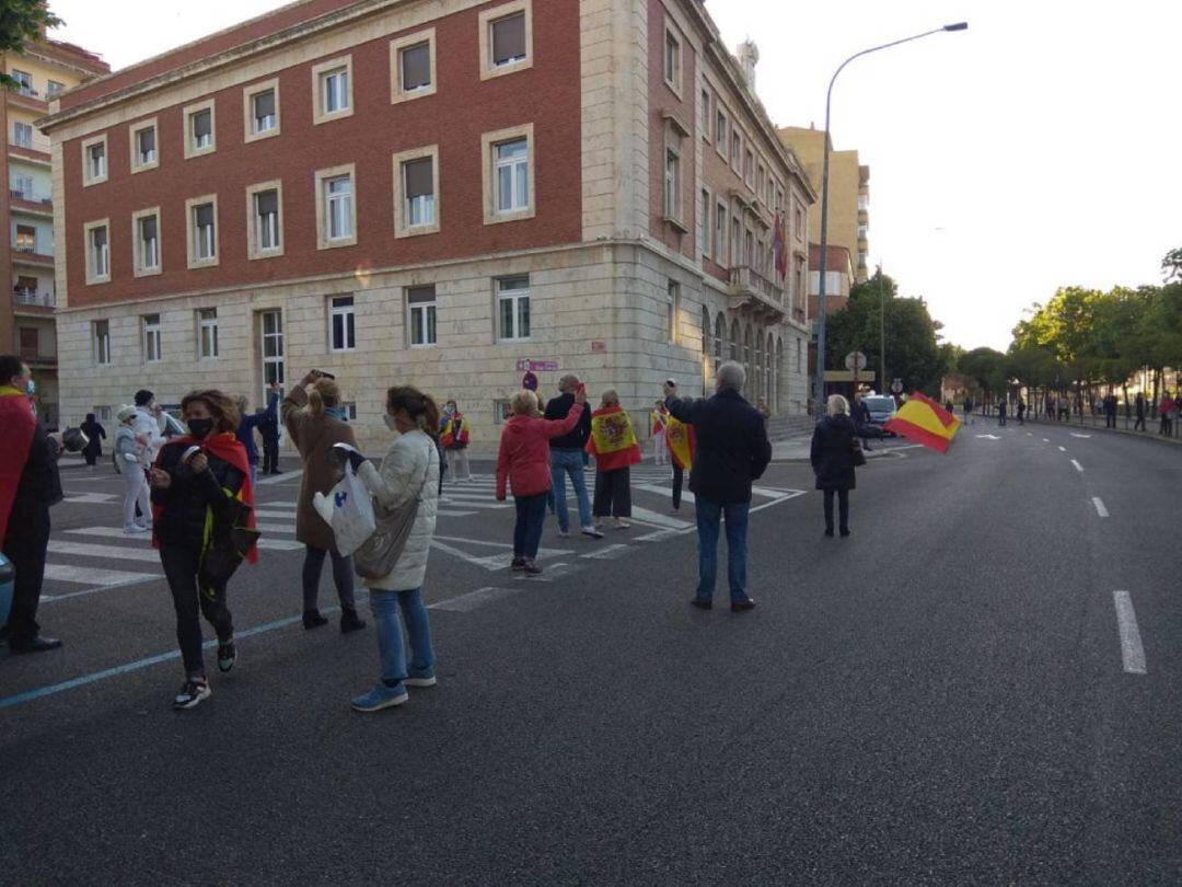 Imagen de archivo de una parte de la primera concentración en las inmediaciones de la subdelegación del Gobierno