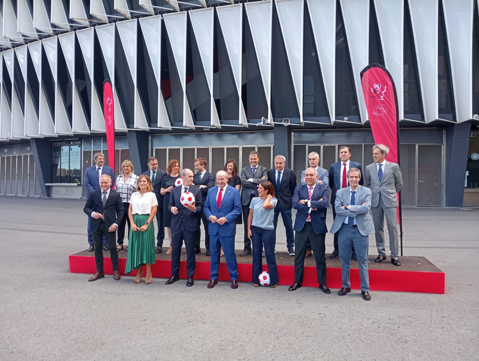 La plancha de Ricardo Barkala reposa en San Mamés