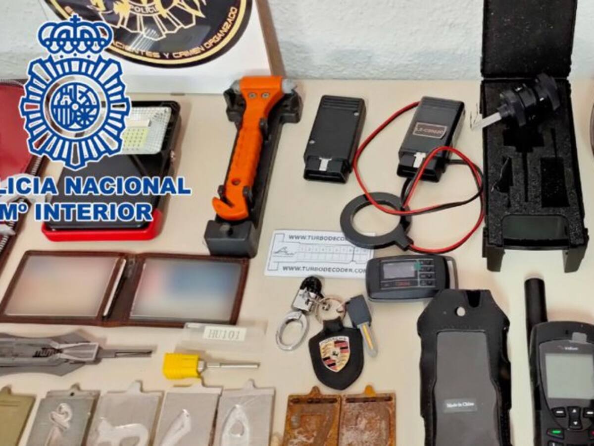 Desmantelada una organización dedicada al robo de vehículos que operaba en Algeciras