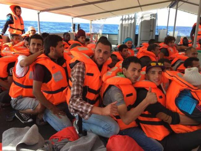 Abdu, en el centro de la imagen