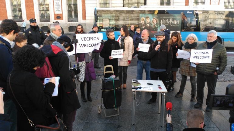 Colectivos sociales del centro de Madrid en rueda de prensa para denunciar el turismo excesivo. 