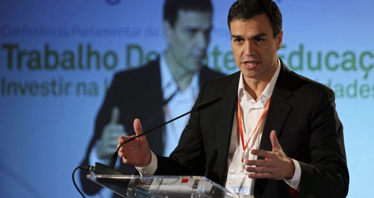 GRA063 LISBOA, 05/12/2014.- El secretario general del PSOE, Pedro Sánchez, durante su intervención en la Conferencia de la Alianza Progresista que se celebra en Lisboa. EFE/MIGUEL A. LOPES