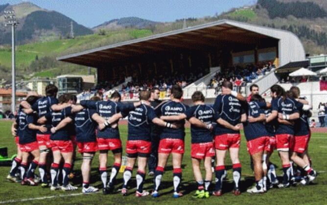 El Ampo Ordizia hace un corro para animarse de cara al inicio de la temporada